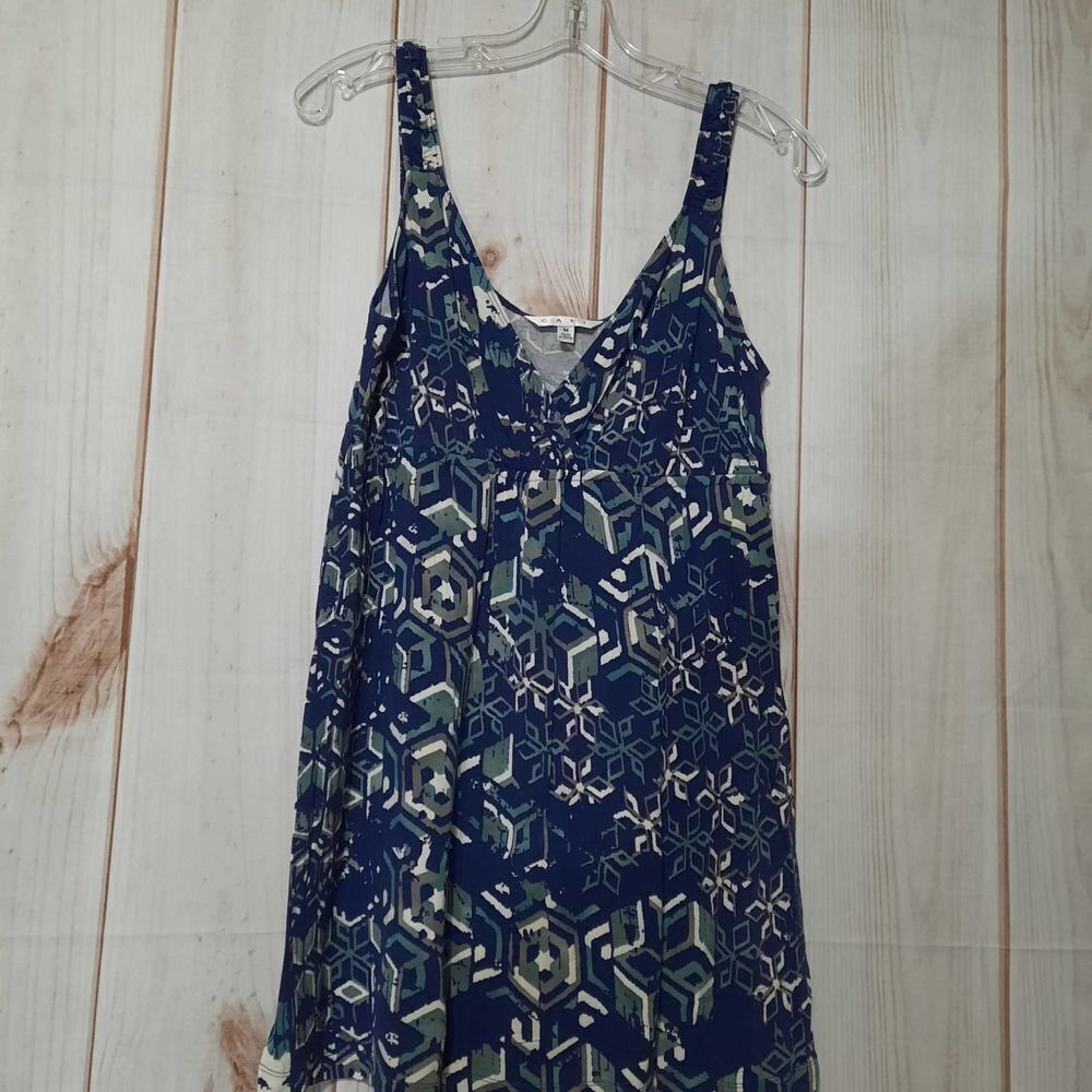 Cabi Blue Geometric Snowflake Print Empire Waist Tank Top Surplice V-Neck Medium